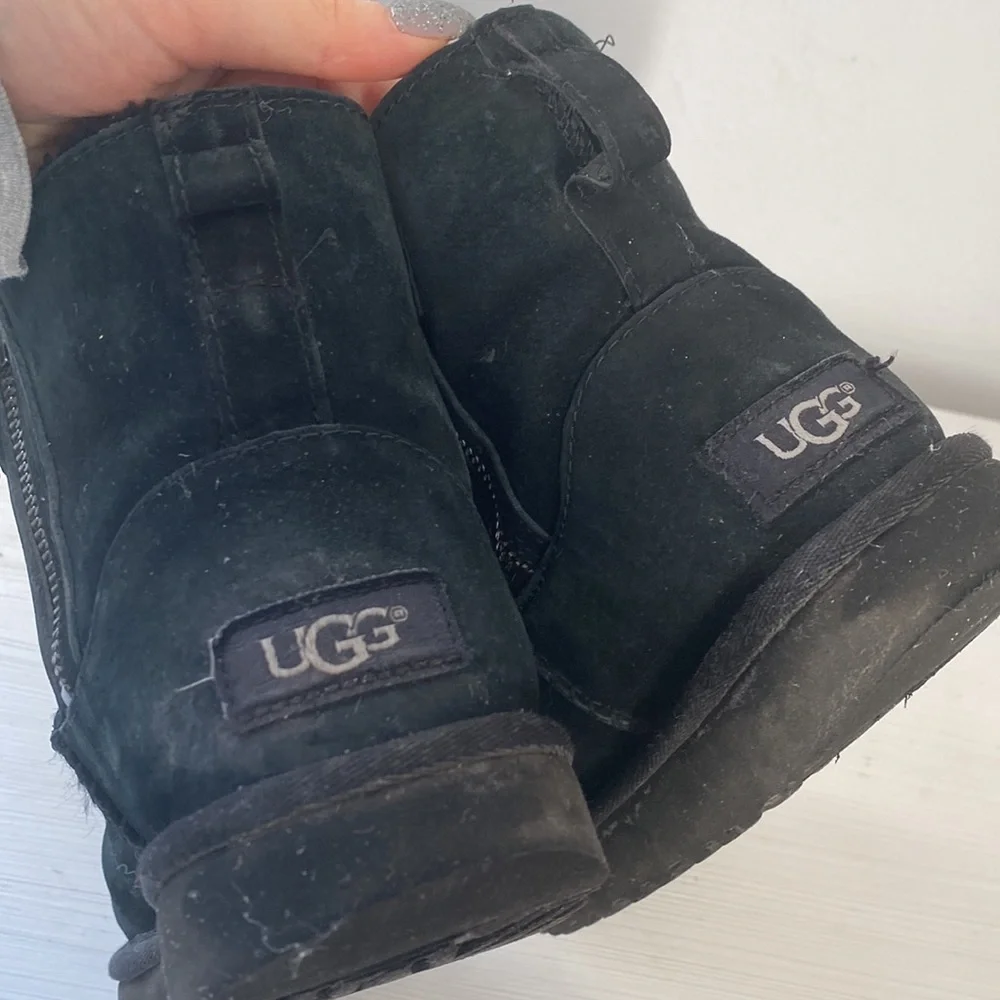 UGG women’s black boots